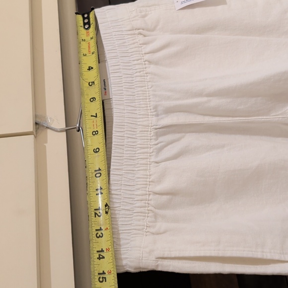 Old Navy Women's High Waist White Shorts Size S - Picture 5 of 10